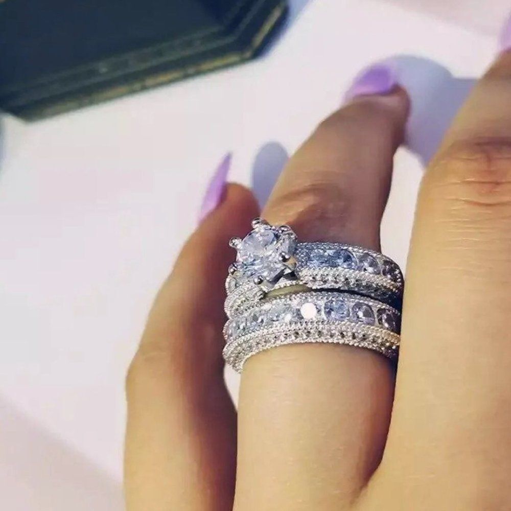 Size 7wedding ring - Picture 3 of 5